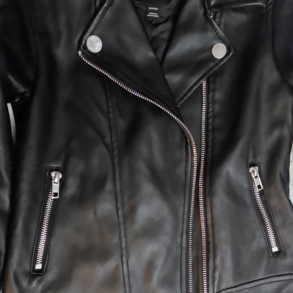 Jacket - Picture 3 of 7